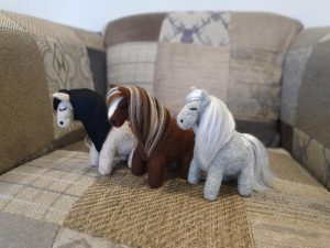 3 fibre horses